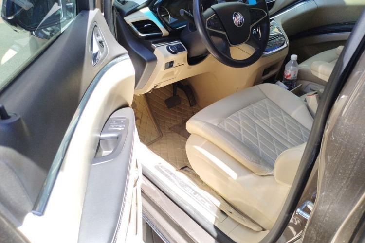 Used Buick GL8 2022 Land Business Class 652T Smart Deluxe Model Driver Seat