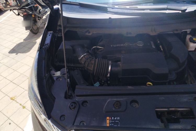 Used Buick GL8 2022 Land Business Class 652T Smart Deluxe Model Engine Bay Right