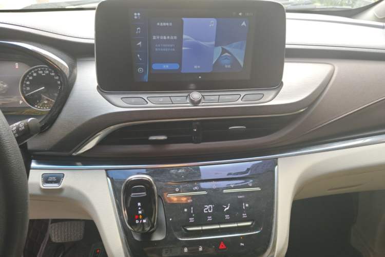 Used Buick GL8 2022 Land Cruiser Executive Class 652T Comfort Model Audio And AC Panel