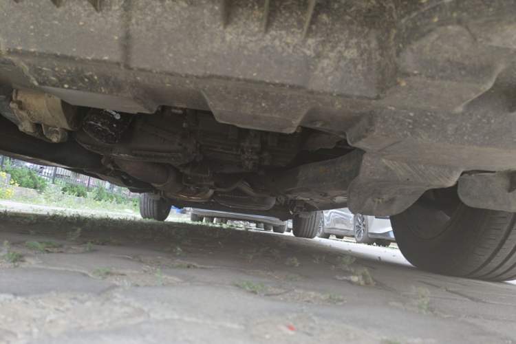 Used Buick GL8 2022 Land Cruiser Executive Class 652T Comfort Model Chassis Front Left