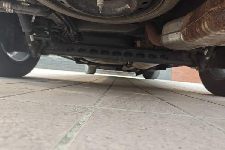 Used Buick GL8 2022 Land Cruiser Executive Class 652T Smart Luxury Model Chassis Rear