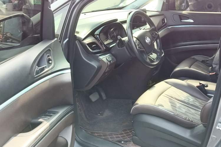 Used Buick GL8 2022 Land Business Class 652T Luxury Model Driver Seat