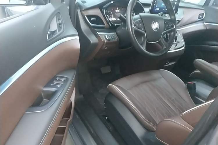 Used Buick GL8 2022 Land Business Class 652T Luxury Model Driver Seat