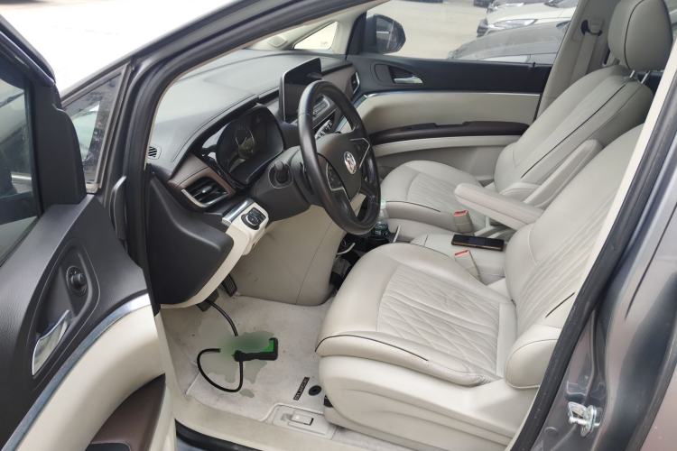 Used Buick GL8 2022 Land Business Class 652T Luxury Model Driver Seat