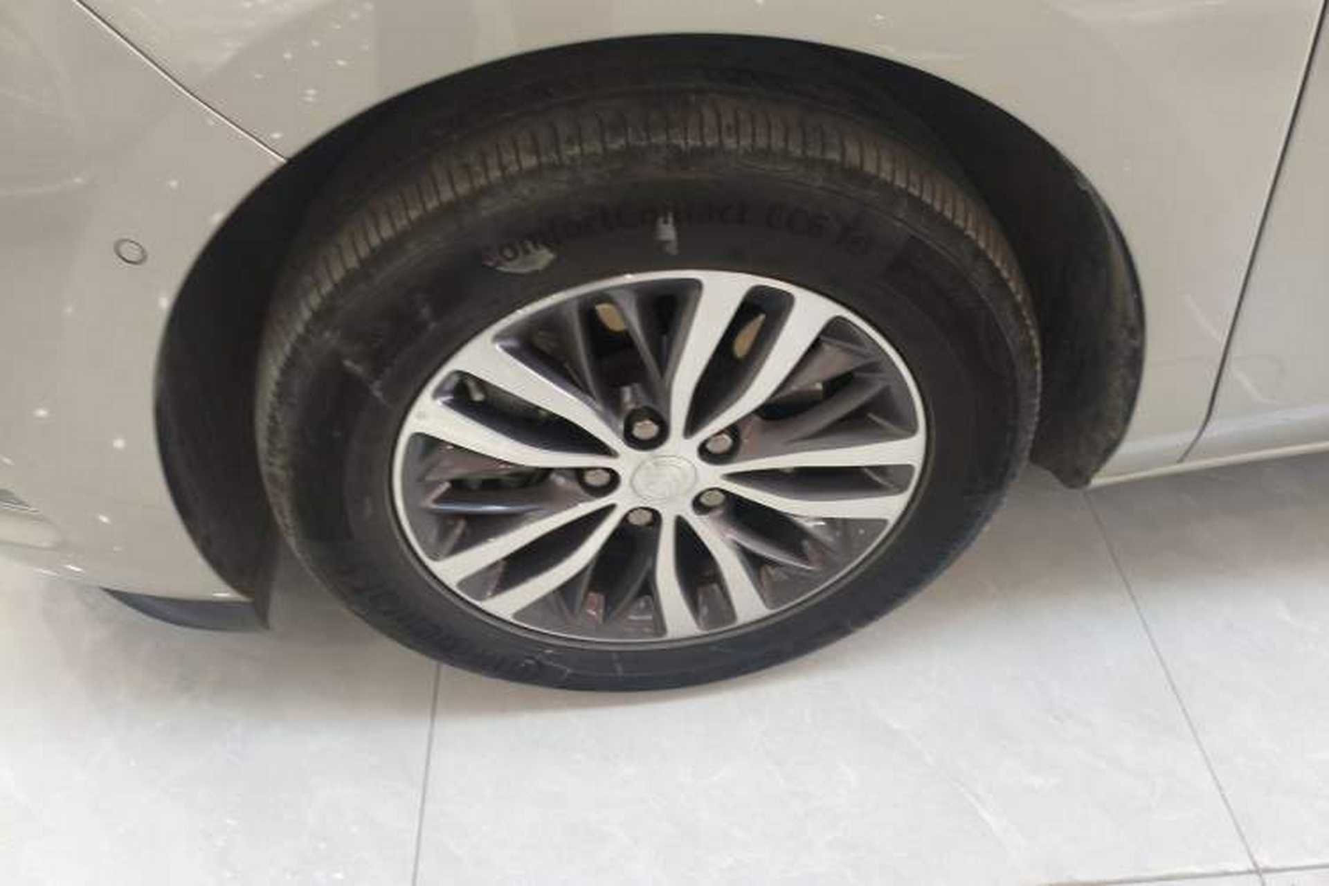Used Buick GL8 2022 ES Landtrek 653T Luxury Edition Exterior 4