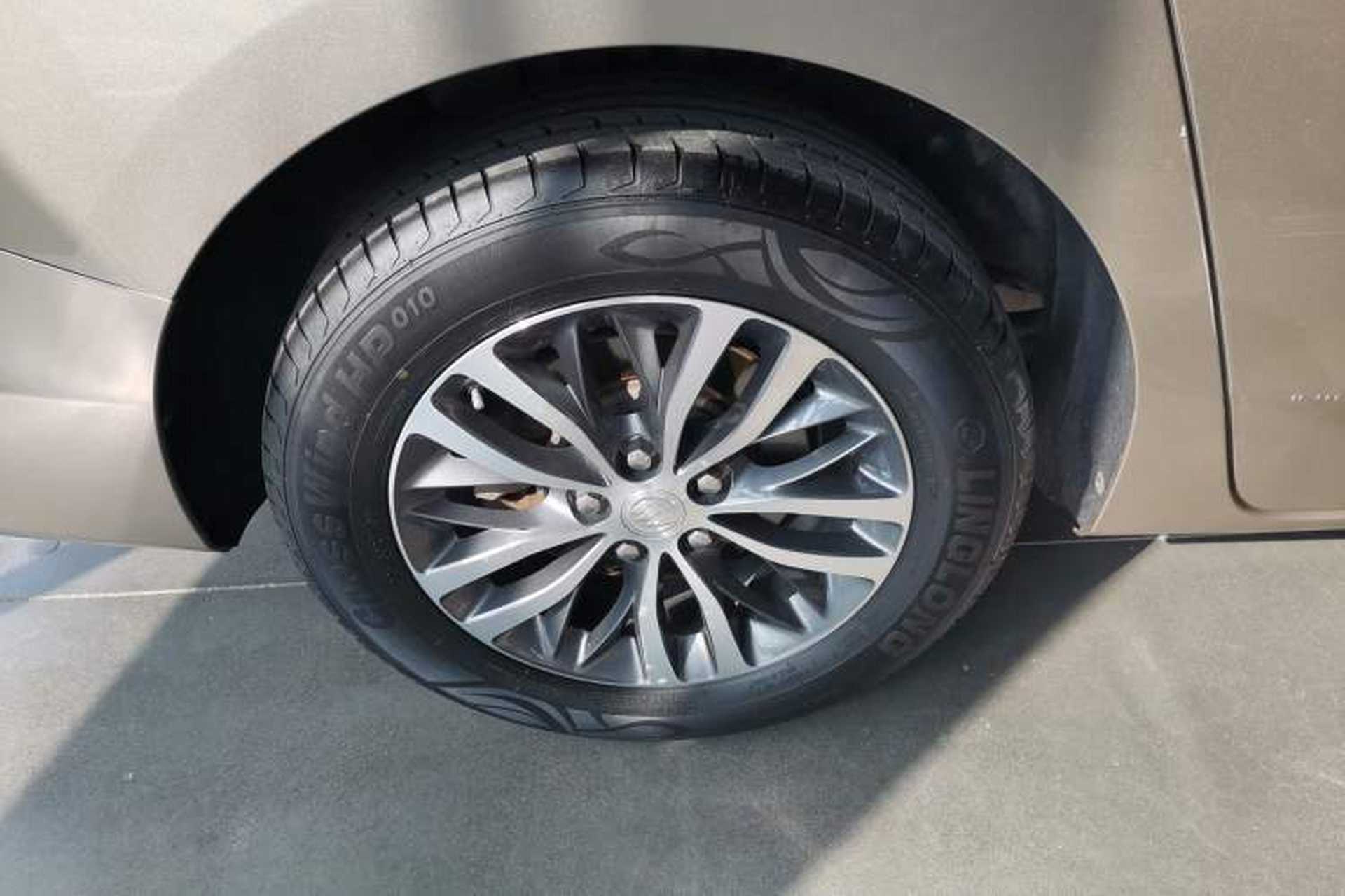 Used Buick GL8 2022 ES Landtrek 653T Luxury Edition Exterior 5