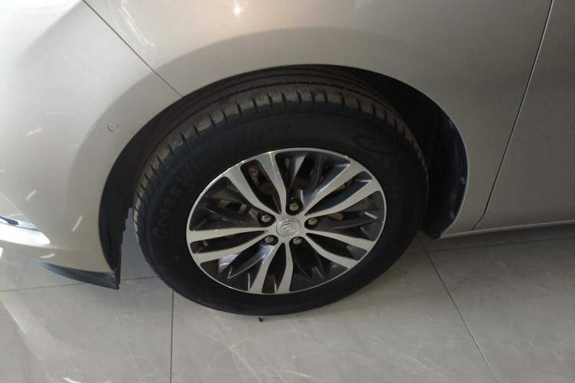Used Buick GL8 2022 ES Landtrek 653T Luxury Edition Exterior 7