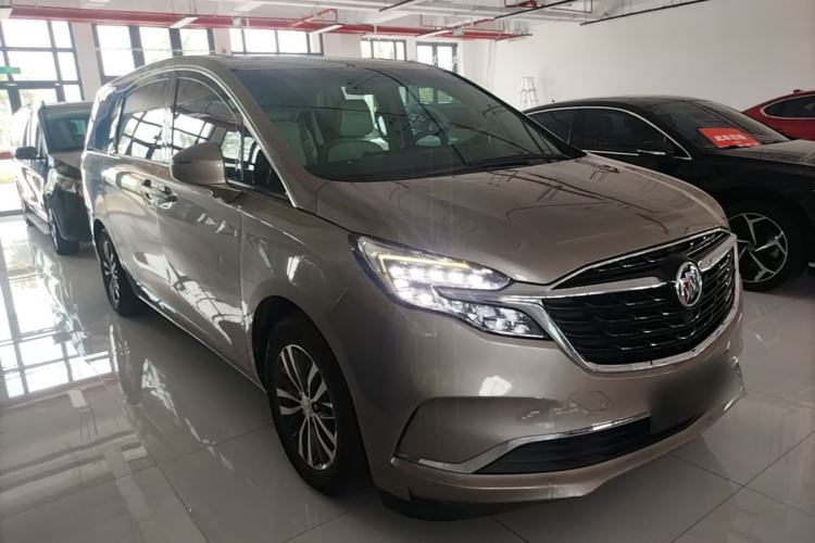 Used Buick GL8 2022 ES Landtrek 653T Comfort Edition Front Right 45 Deg