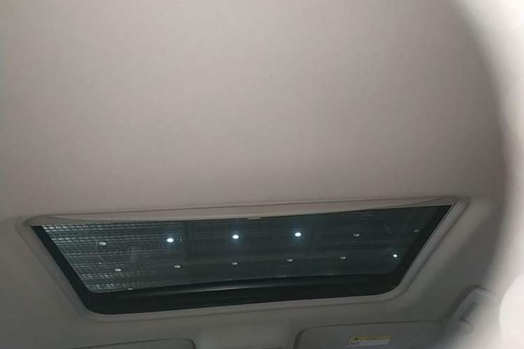 Used Buick GL8 2022 Land Business Class 652T Luxury Model Headliner