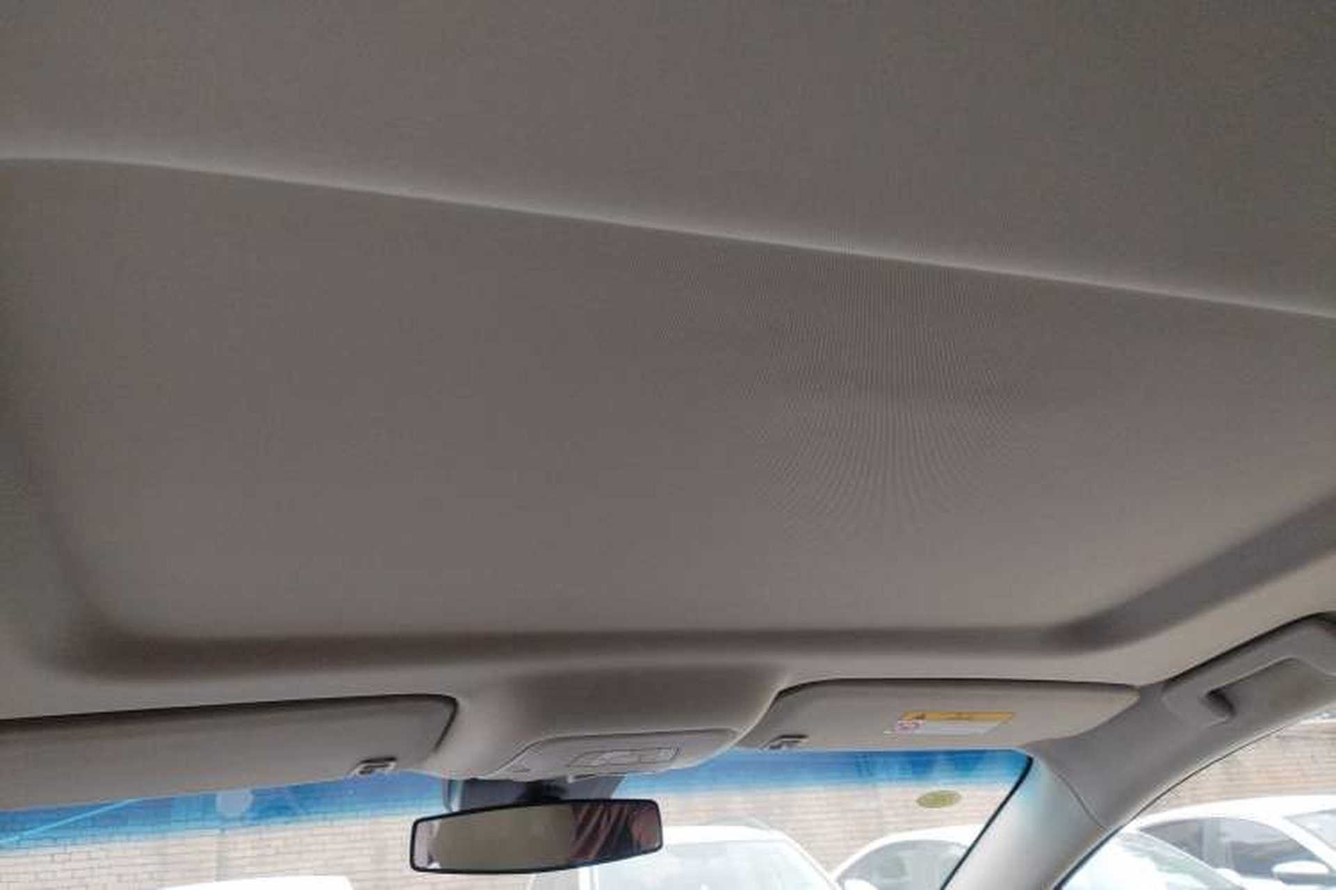 Used Buick GL8 2022 Land Cruiser Executive Class 652T Comfort Model Headliner
