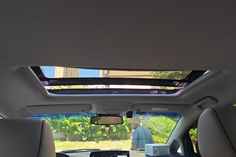 Used Buick GL8 2022 Land Business Class 652T Luxury Model Headliner