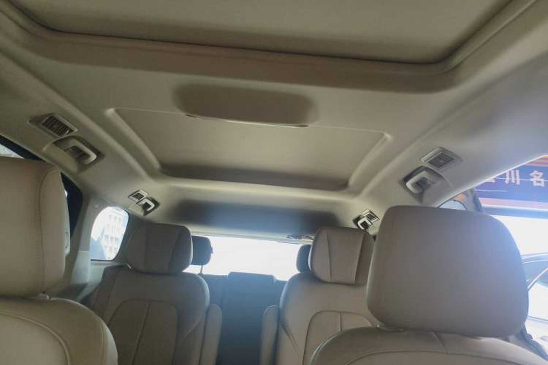 Used Buick GL8 2022 ES Landtrek 653T Luxury Edition Headliner