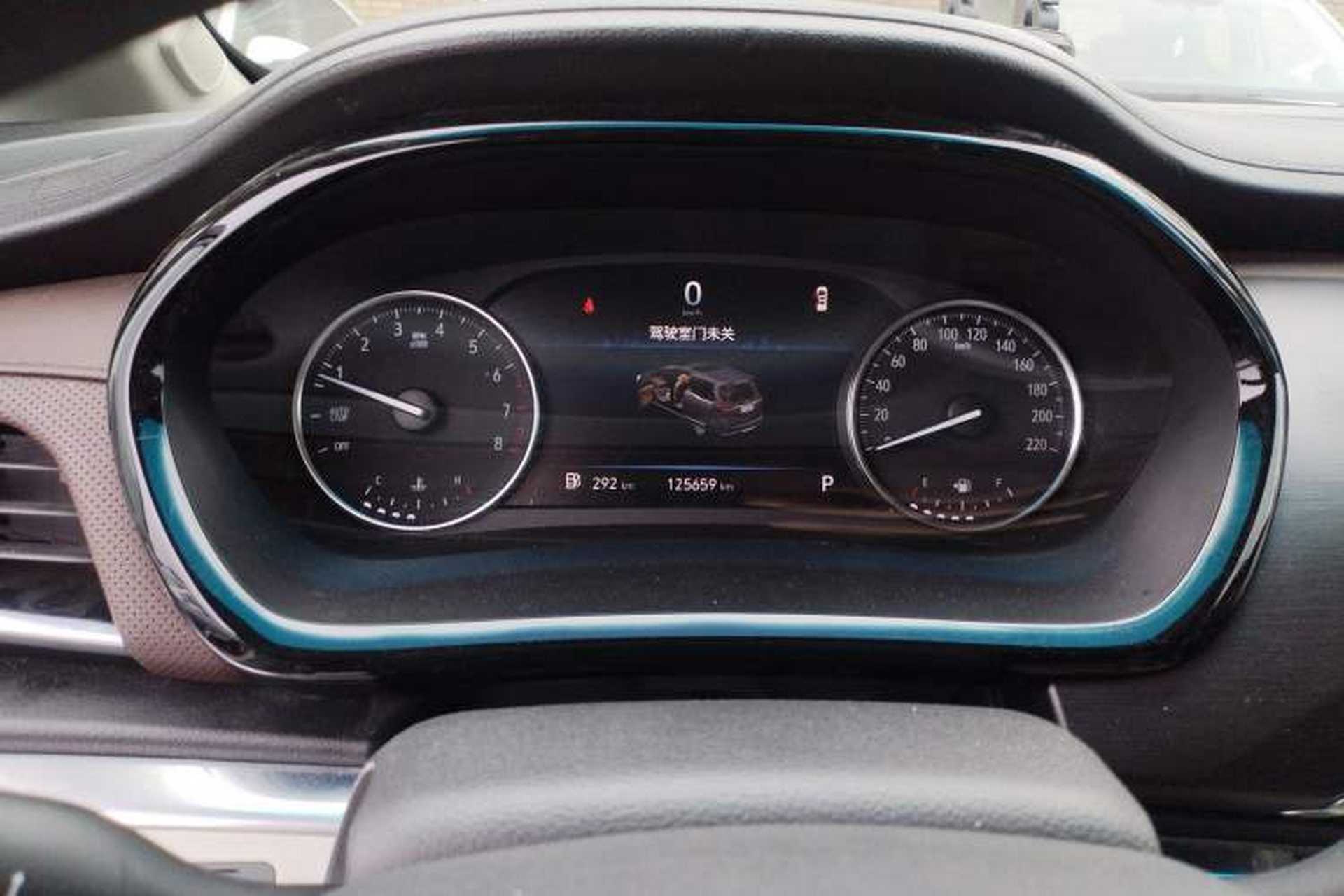 Used Buick GL8 2022 Land Cruiser Executive Class 652T Comfort Model Instrument Cluster