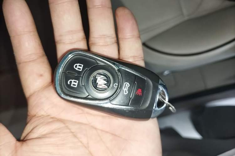 Used Buick GL8 2022 ES Landtrek 653T Comfort Edition Interior 1