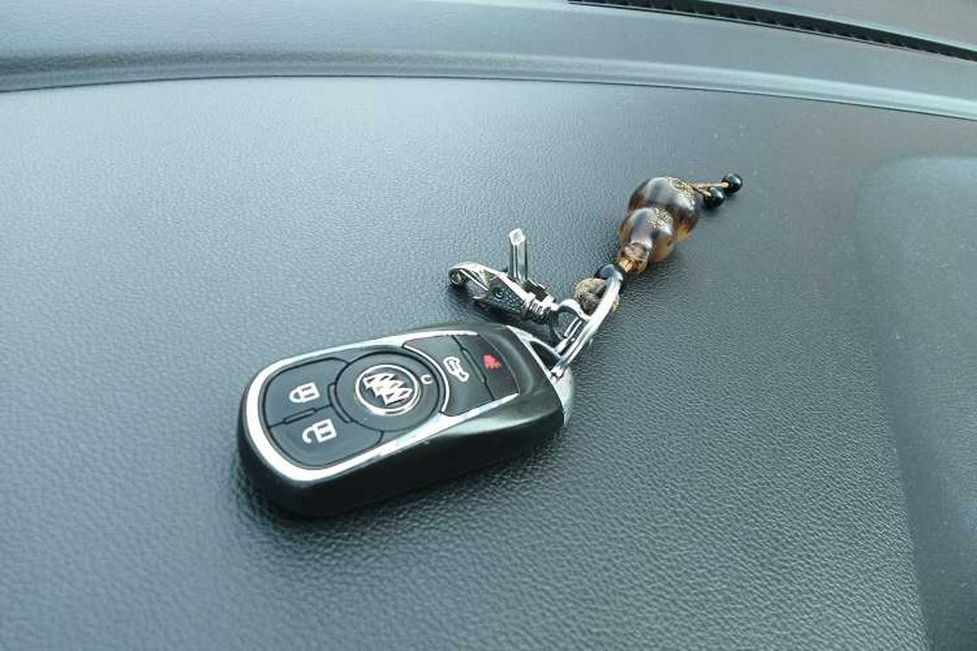 Used Buick GL8 2022 Land Business Class 652T Luxury Model Interior 1