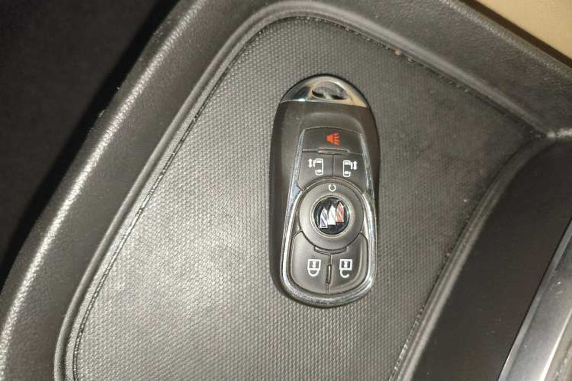 Used Buick GL8 2022 ES Landtrek 653T Luxury Edition Interior 1