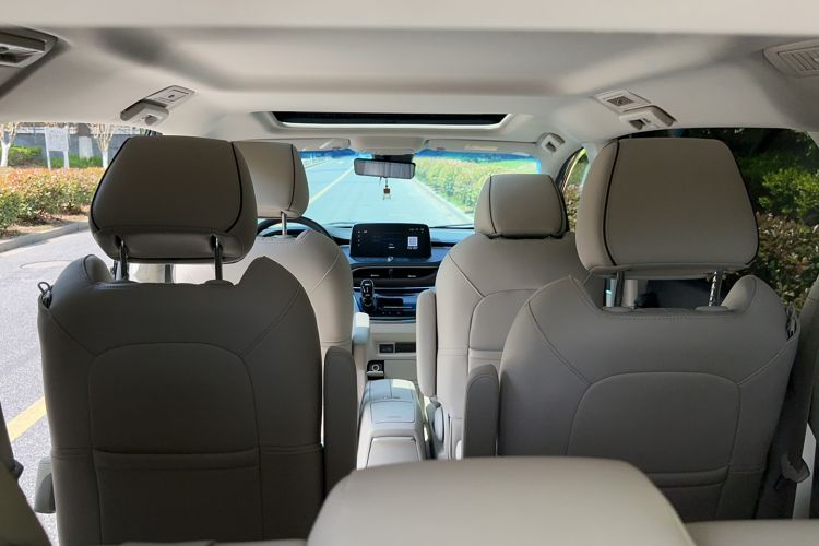 Used Buick GL8 2022 Land Cruiser Executive Class 652T Smart Luxury Model Interior 5