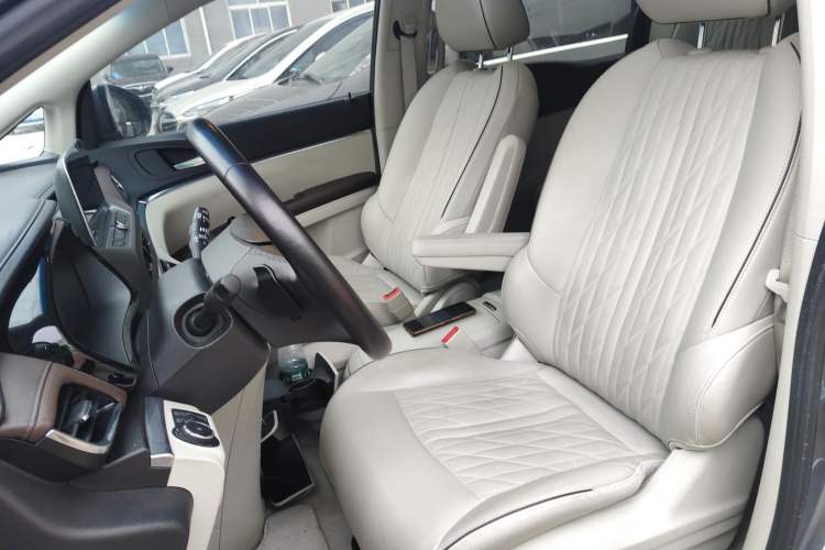 Used Buick GL8 2022 Land Business Class 652T Luxury Model Left Front Seat