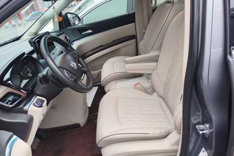 Used Buick GL8 2022 Land Executive Class 652T Prestige Model Left Front Seat