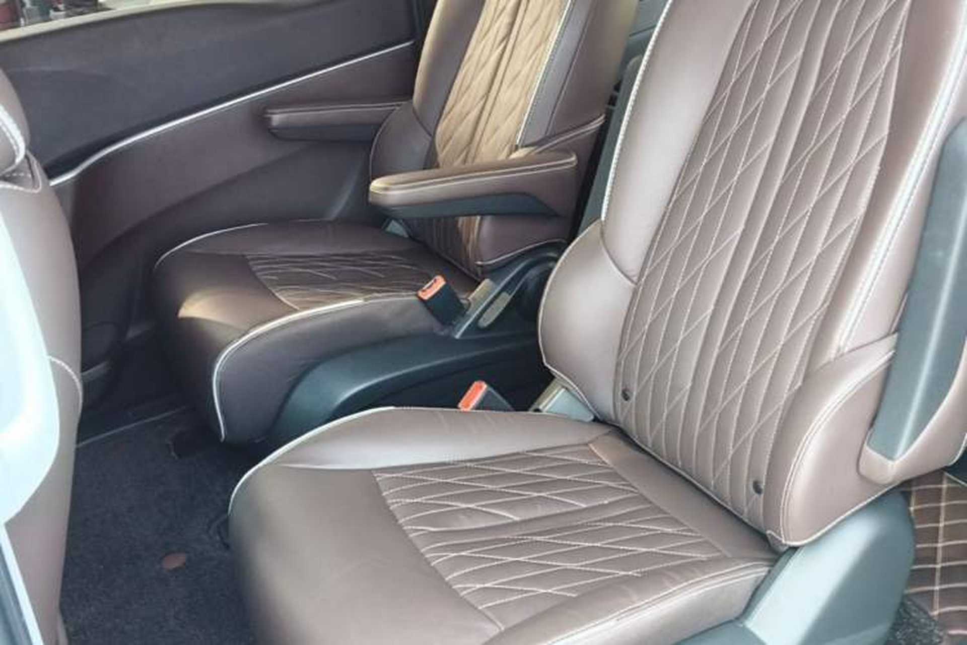 Used Buick GL8 2022 Land Business Class 652T Luxury Model Left Rear Seat