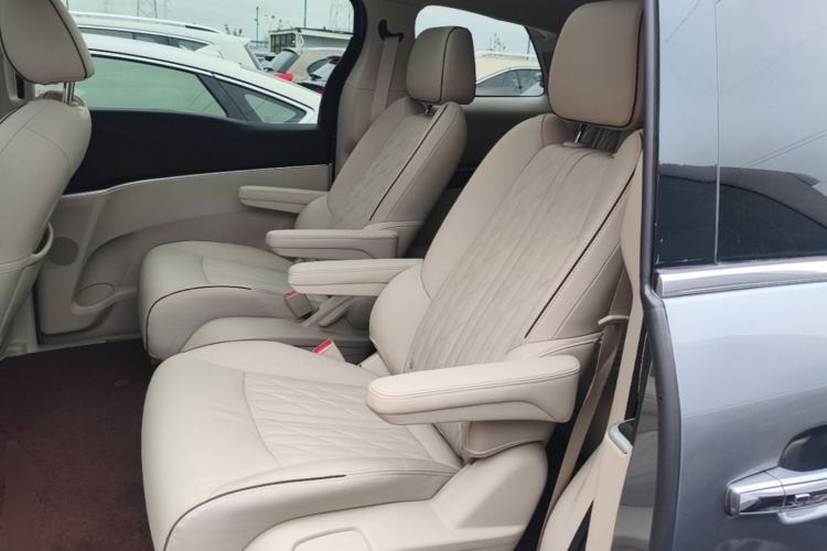 Used Buick GL8 2022 Land Executive Class 652T Prestige Model Left Rear Seat