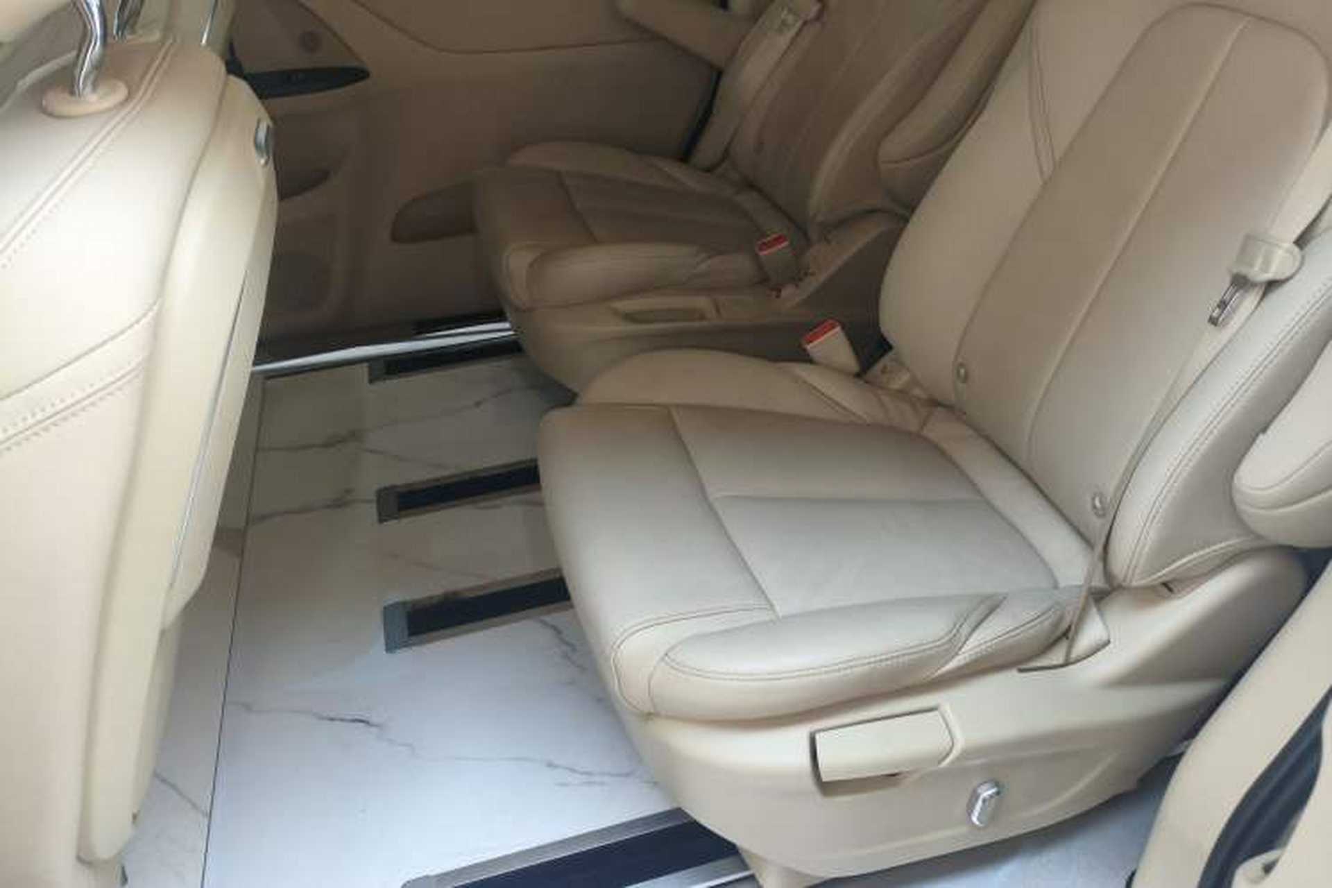 Used Buick GL8 2022 ES Landtrek 653T Luxury Edition Left Rear Seat