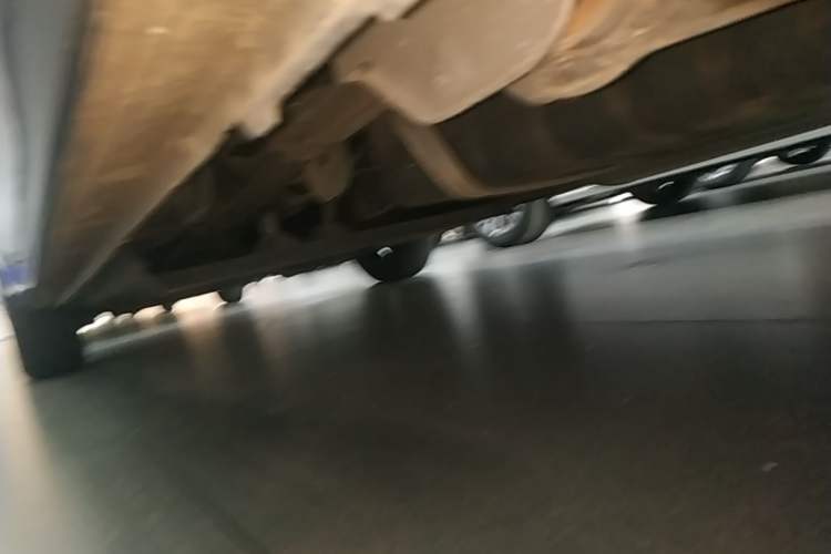 Used Buick GL8 2022 Land Business Class 652T Luxury Model Left Side Sill