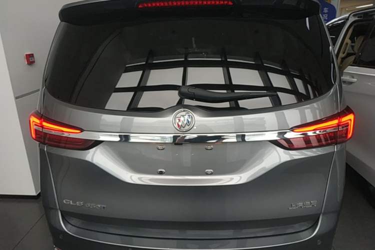 Used Buick GL8 2022 Land Business Class 652T Luxury Model Rear