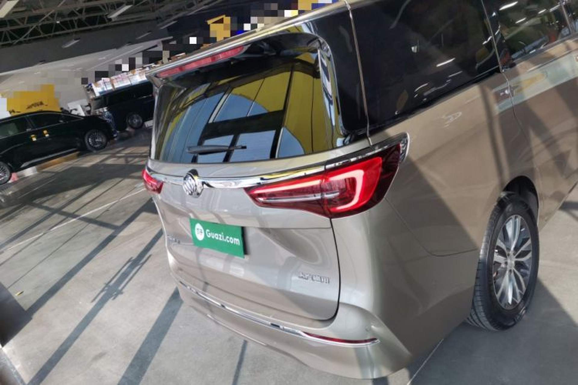Used Buick GL8 2022 ES Landtrek 653T Luxury Edition Rear