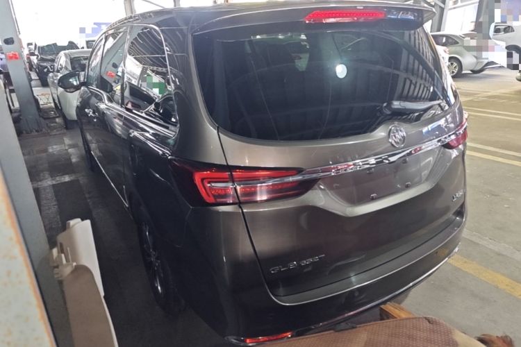 Used Buick GL8 2022 Land Business Class 652T Luxury Model Rear Left 45 Deg