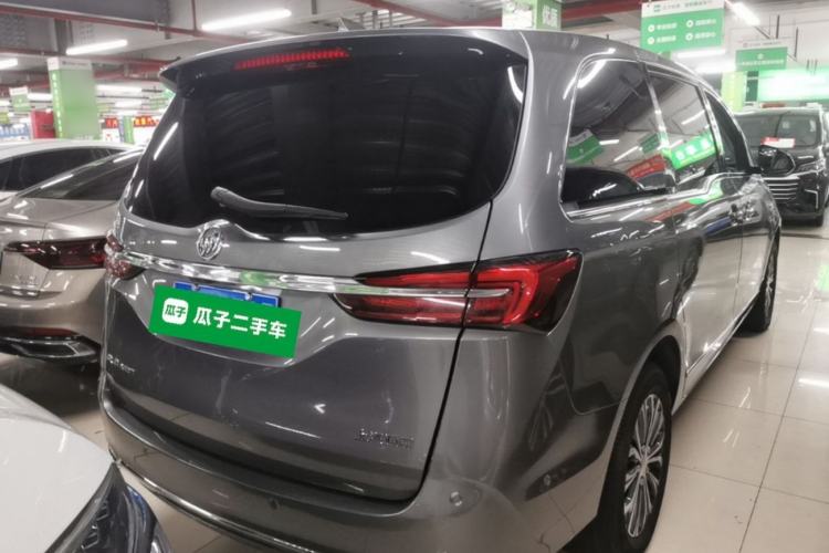 Used Buick GL8 2022 Land Cruiser Executive Class 652T Smart Luxury Model Rear Right 45 Deg