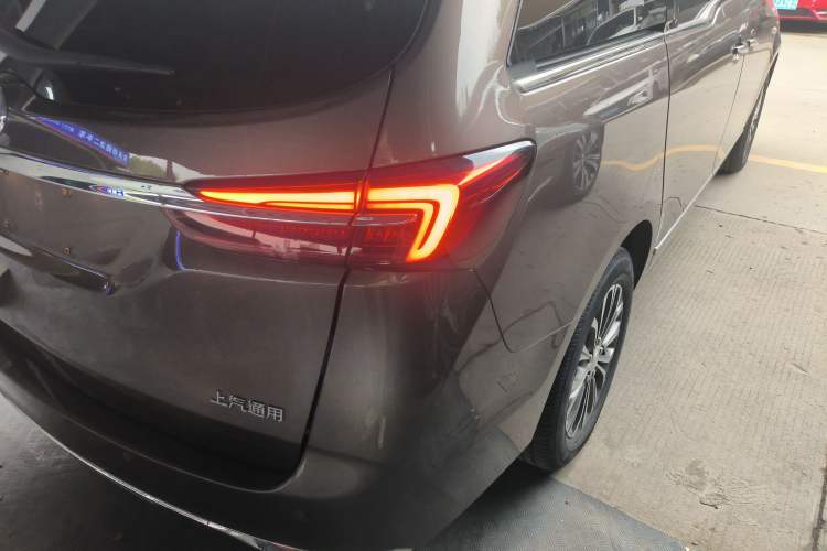 Used Buick GL8 2022 Land Business Class 652T Luxury Model Right Rear Taillight