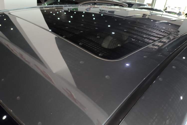 Used Buick GL8 2022 Land Business Class 652T Luxury Model Roof