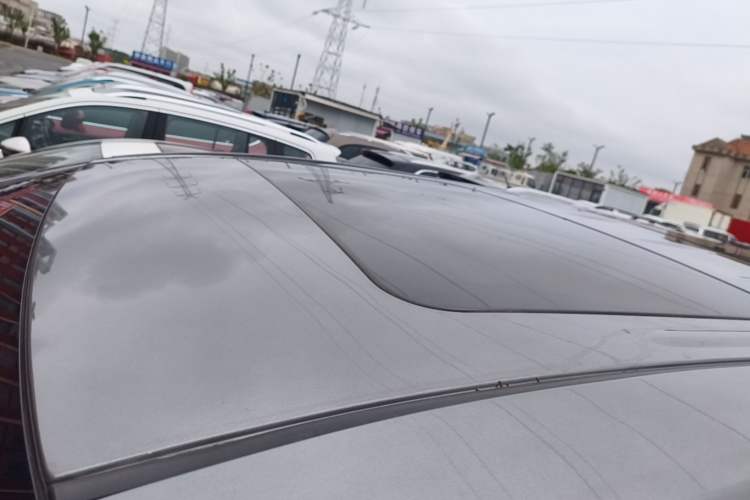 Used Buick GL8 2022 Land Executive Class 652T Prestige Model Roof
