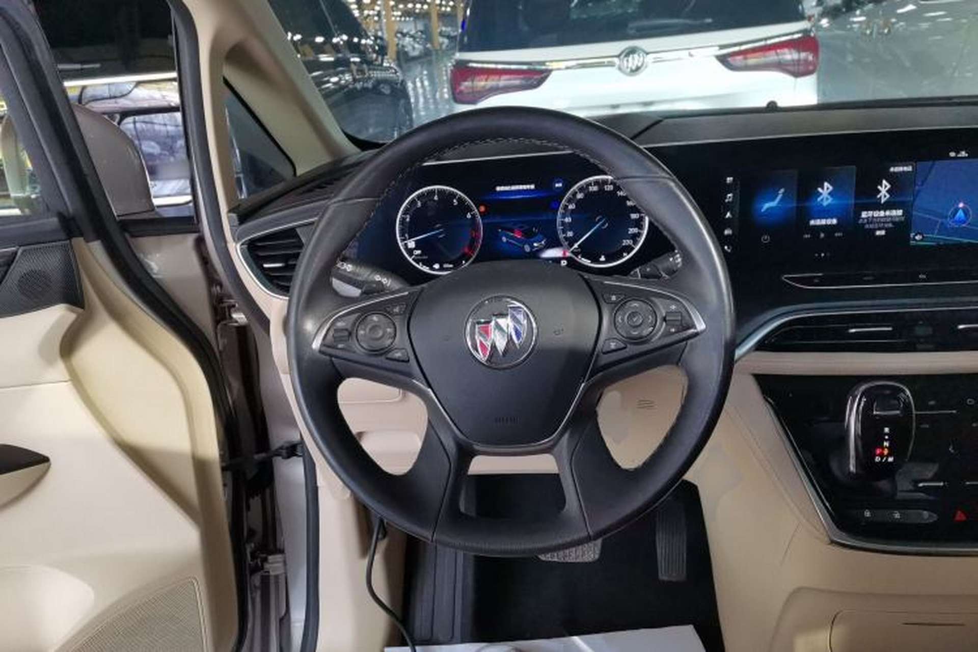 Used Buick GL8 2022 ES Landtrek 653T Luxury Edition Steering Wheel