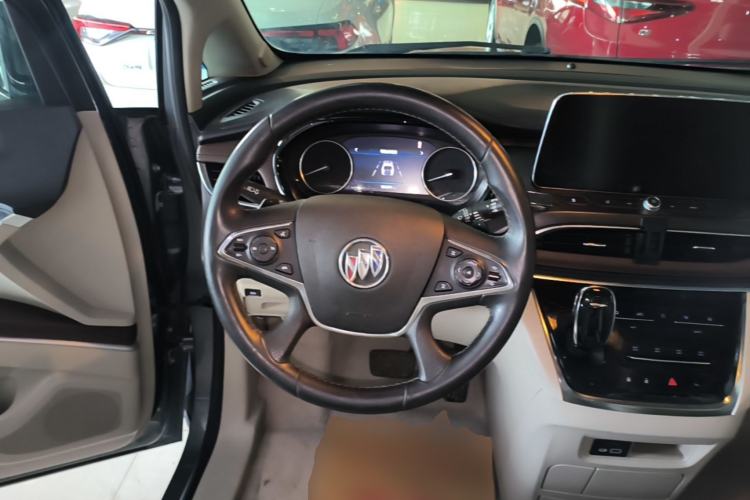 Used Buick GL8 2022 Land Business Class 652T Luxury Model Steering Wheel