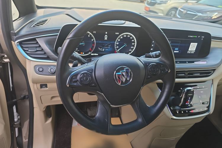 Used Buick GL8 2022 ES Land Cruiser 653T Luxury Model Steering Wheel