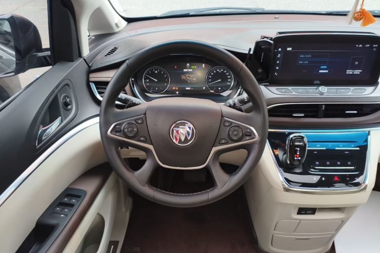 Used Buick GL8 2022 Land Executive Class 652T Prestige Model Steering Wheel