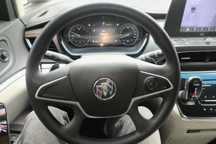Used Buick GL8 2022 Land Cruiser Executive Class 652T Comfort Model Steering Wheel