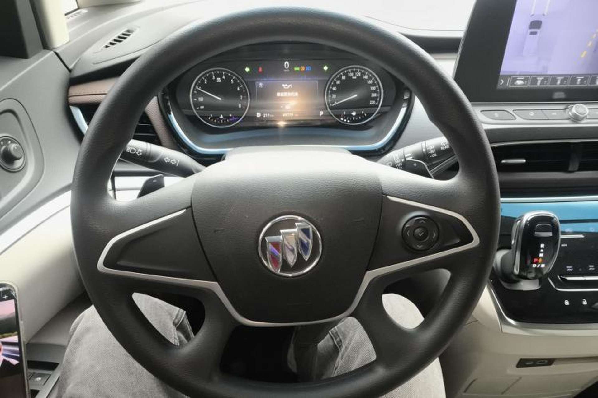 Used Buick GL8 2022 Land Cruiser Executive Class 652T Comfort Model Steering Wheel