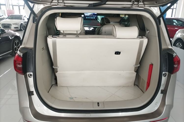 Used Buick GL8 2022 ES Landtrek 653T Comfort Edition Trunk