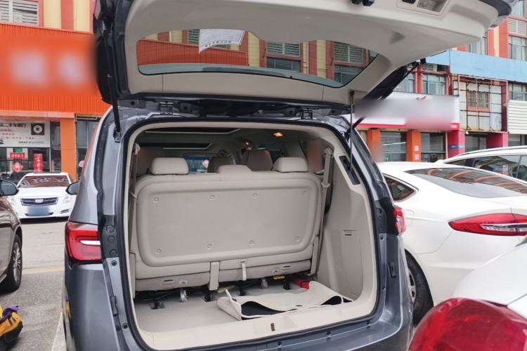 Used Buick GL8 2022 Land Executive Class 652T Prestige Model Trunk