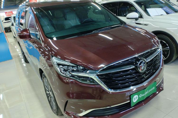 Used Buick GL8 2022 ES Landtrek 653T Flagship Model Front Right 45 Deg