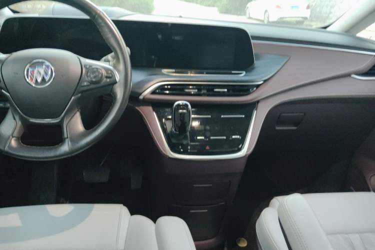 Used Buick GL8 2022 Avenir Aivia Six-Seat Deluxe Edition Audio And AC Panel