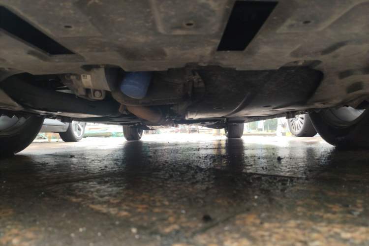 Used Buick GL8 2022 ES Landtrek 653T Flagship Model Chassis Front