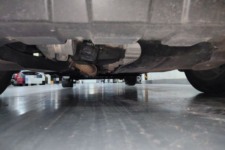 Used Buick GL8 2022 Land Cruiser Executive Class 652T Comfort Model Chassis Front