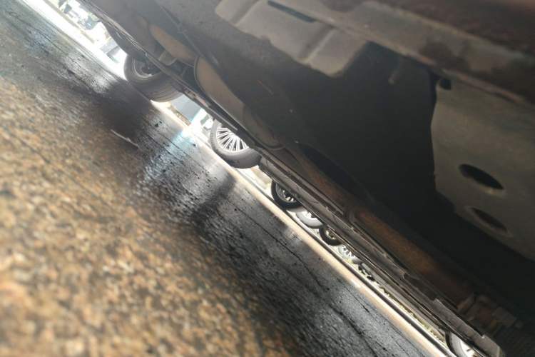 Used Buick GL8 2022 ES Landtrek 653T Flagship Model Chassis Front Right