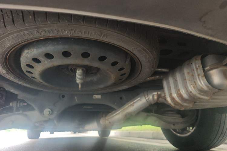 Used Buick GL8 2022 ES Landtrek 653T Luxury Edition Chassis Rear