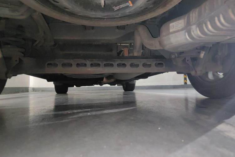 Used Buick GL8 2022 Land Cruiser Executive Class 652T Comfort Model Chassis Rear