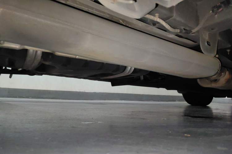 Used Buick GL8 2022 Land Cruiser Executive Class 652T Comfort Model Chassis Rear Right